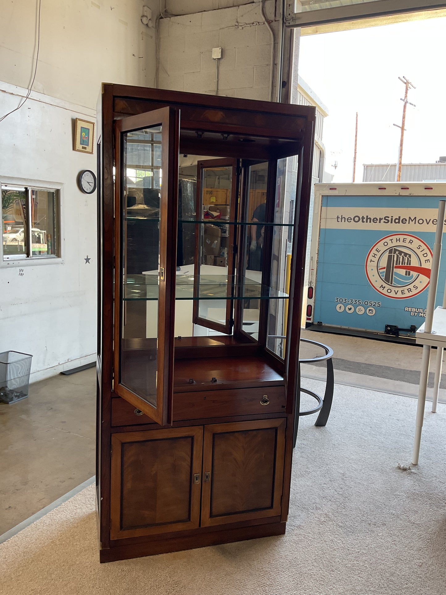 Slim China Cabinet
