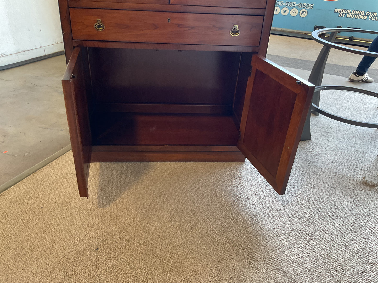 Slim China Cabinet
