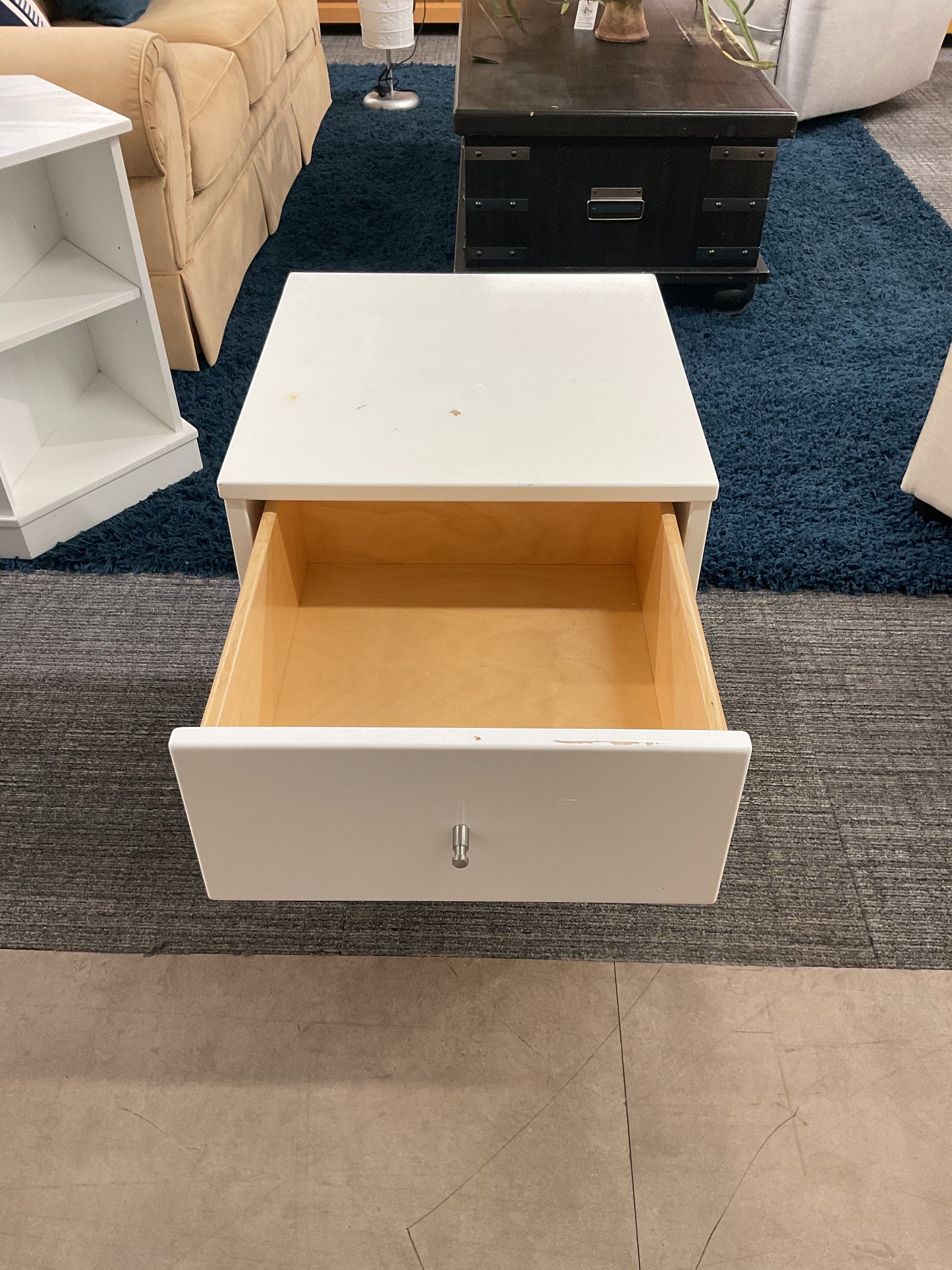 Single Nightstand