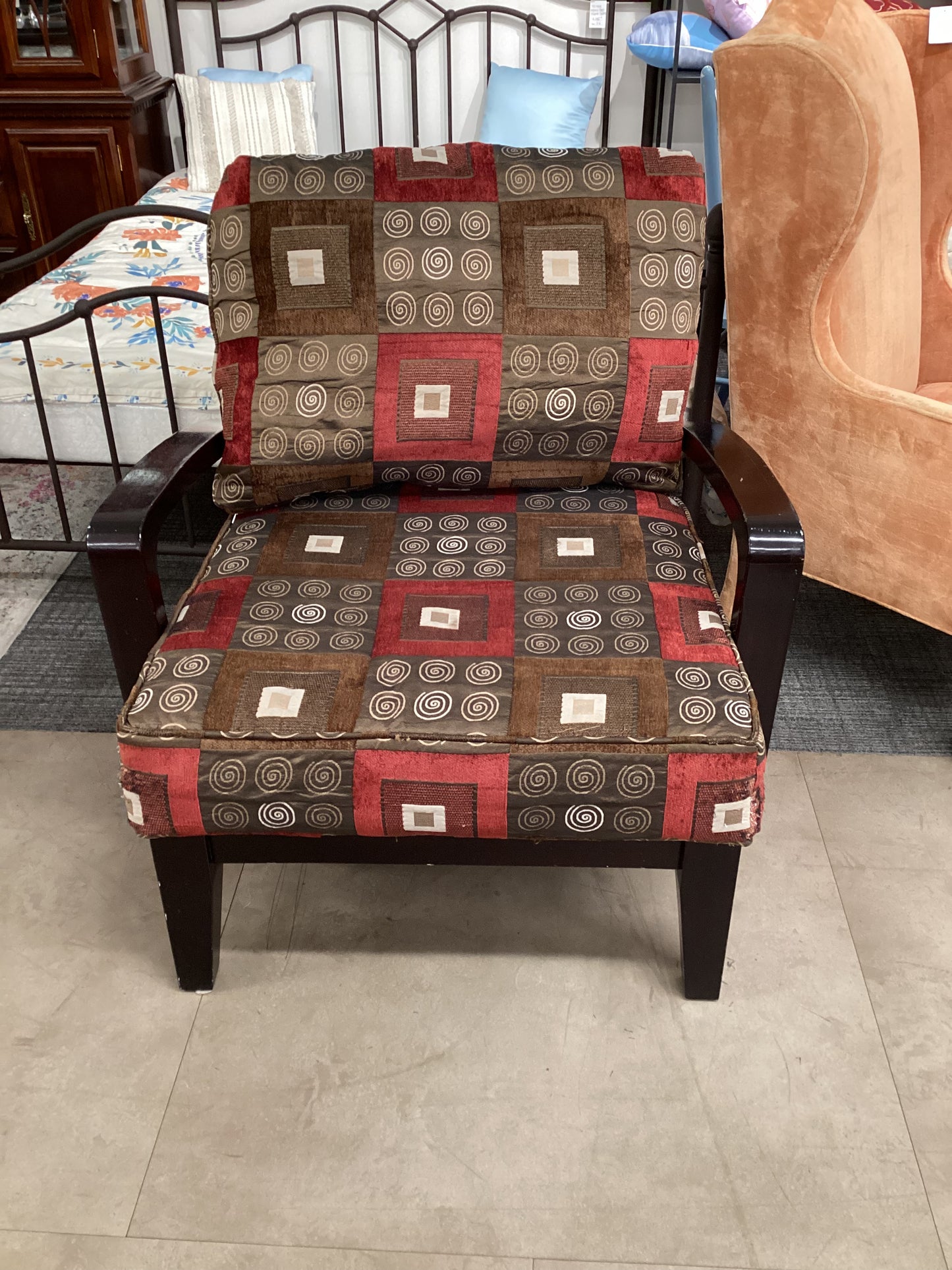 Squared Up Armchair *WH*