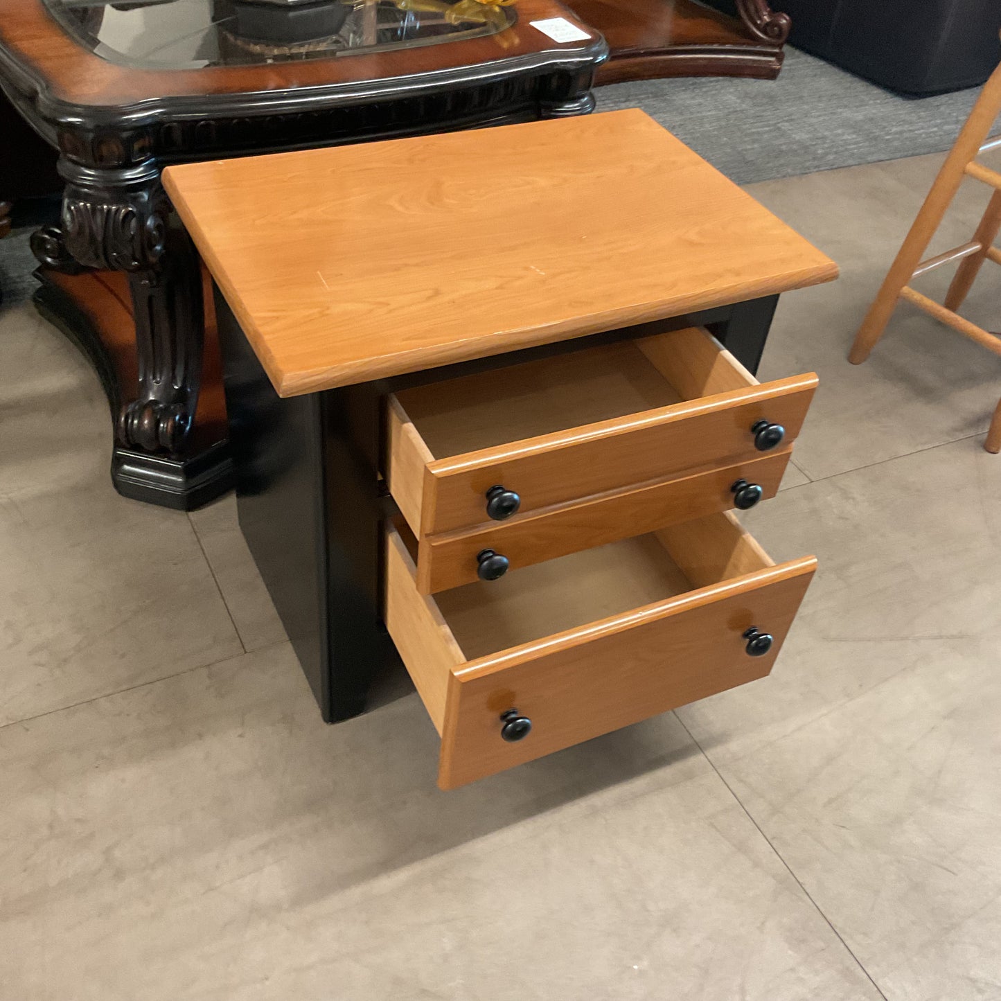 Two-tone Nightstand