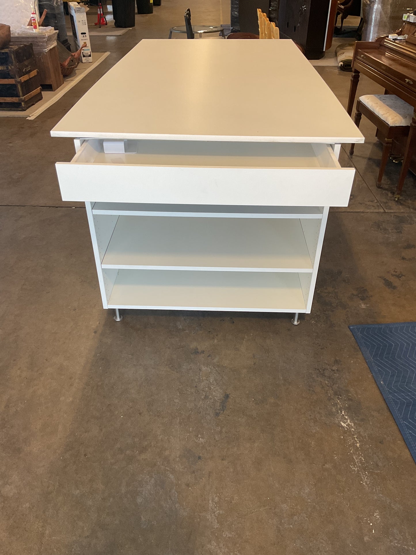 Biggo Desk **WH**