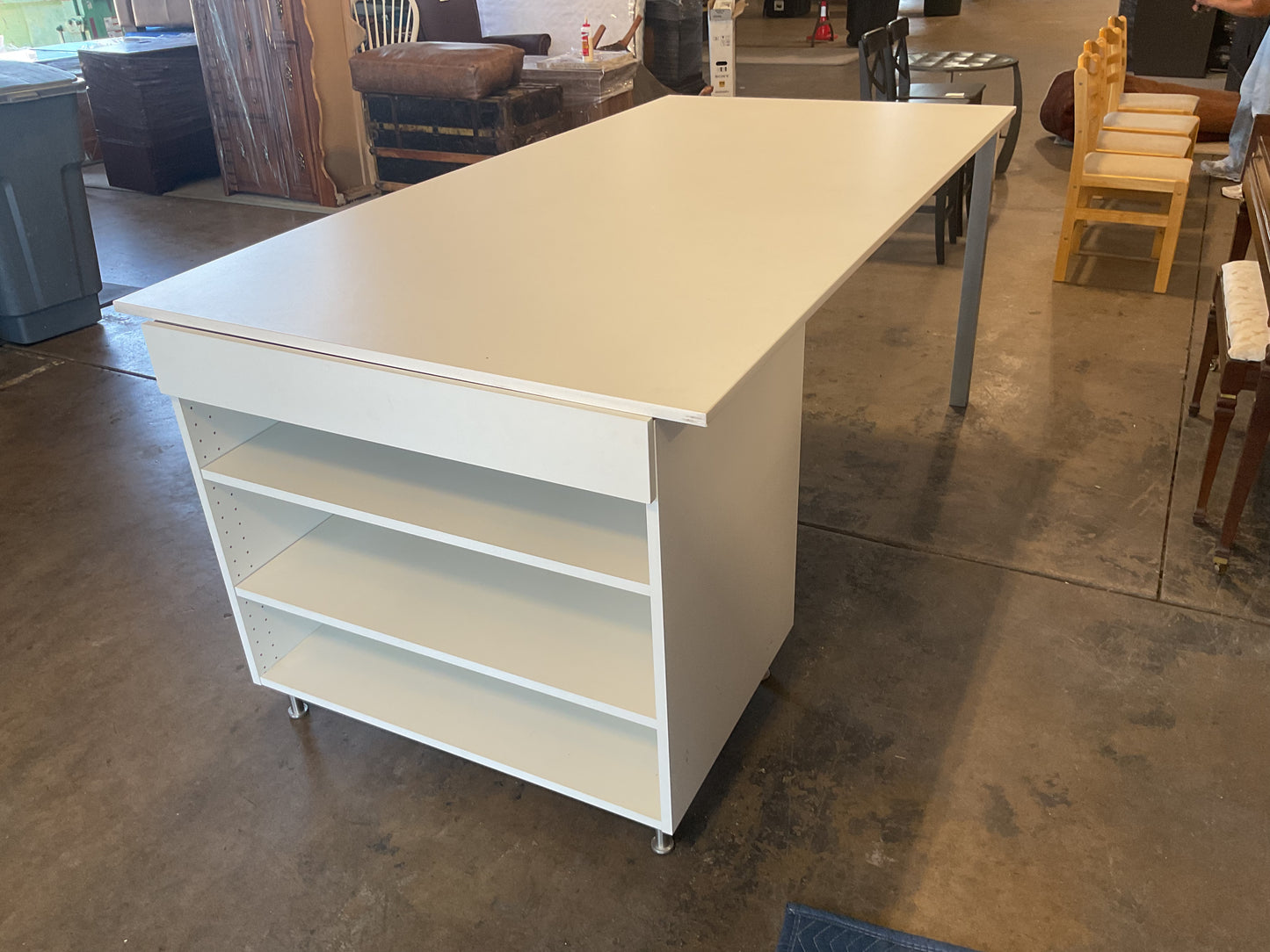 Biggo Desk **WH**