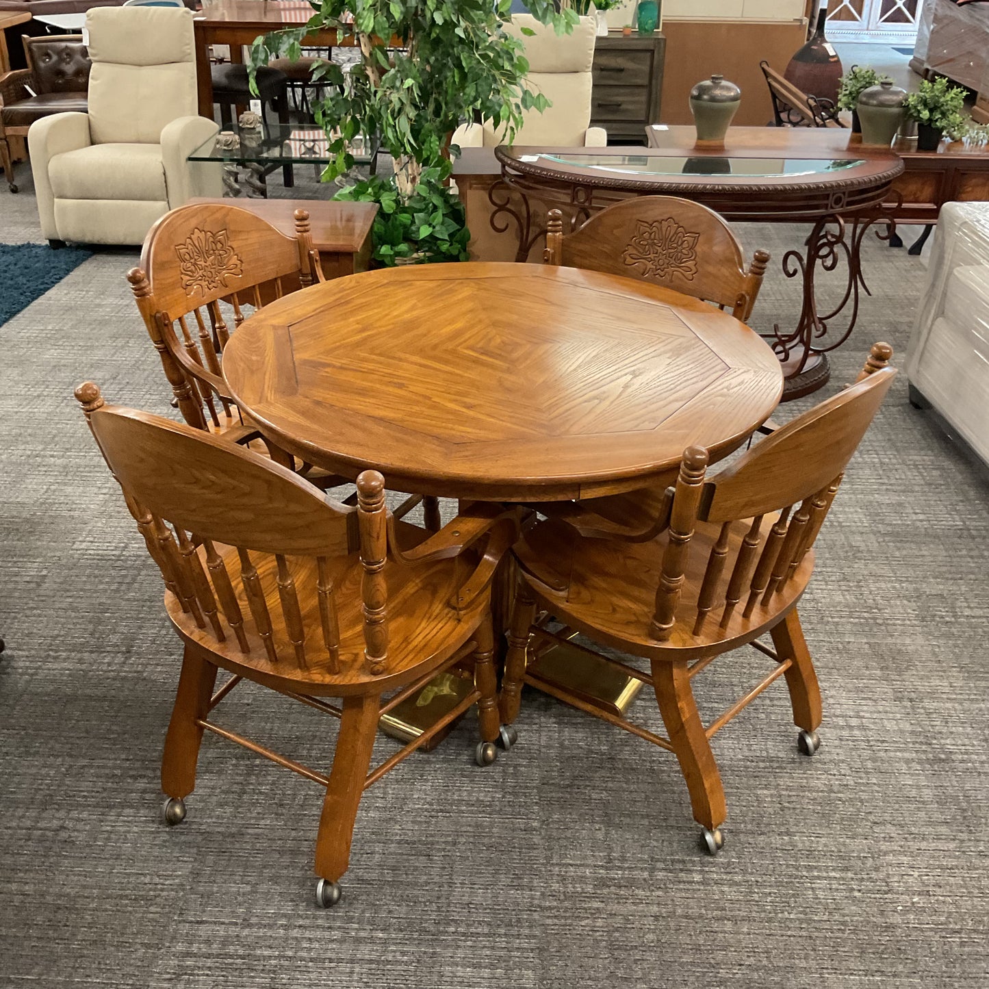 Wheely Vintage Dining Set