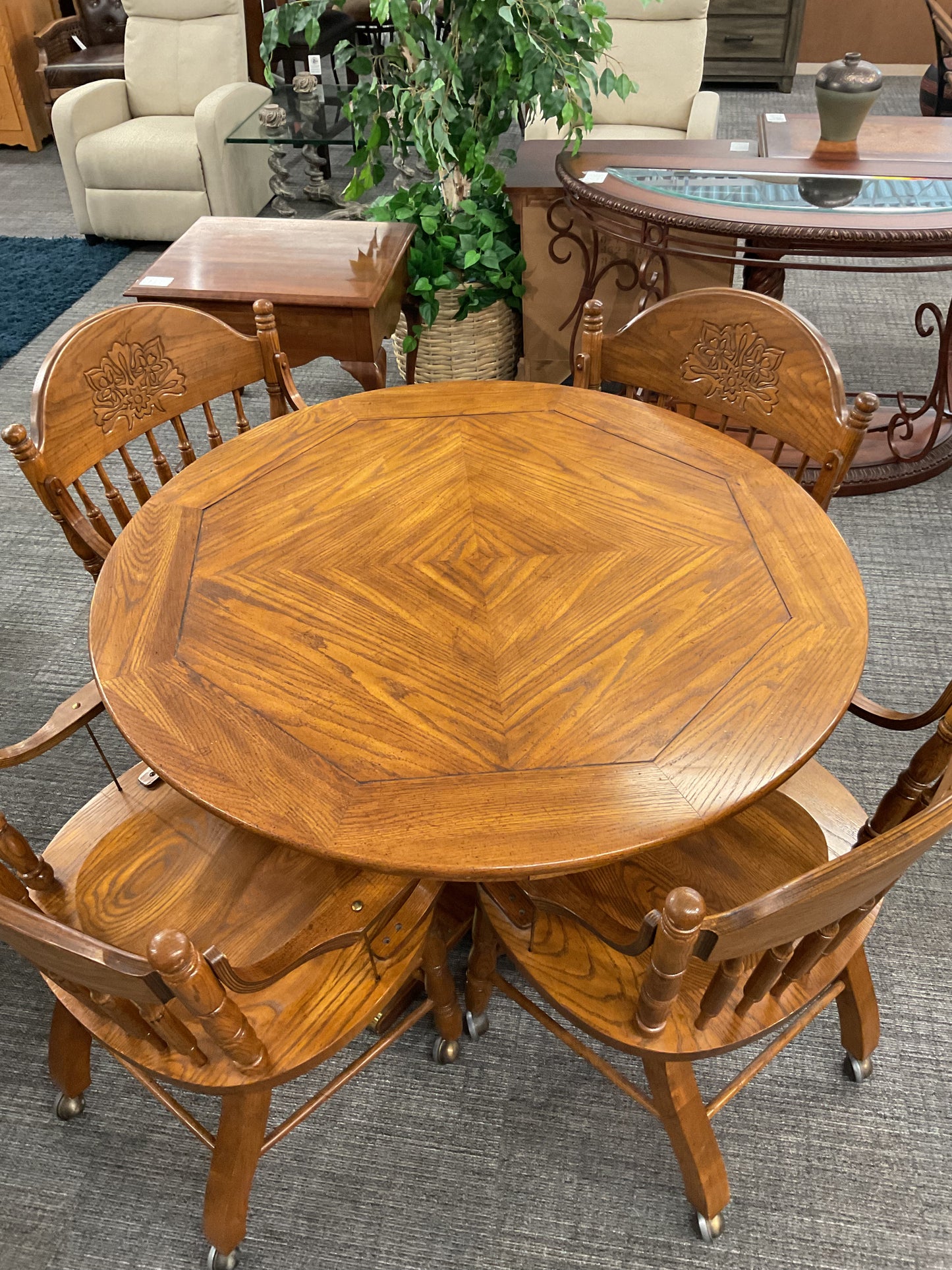 Wheely Vintage Dining Set