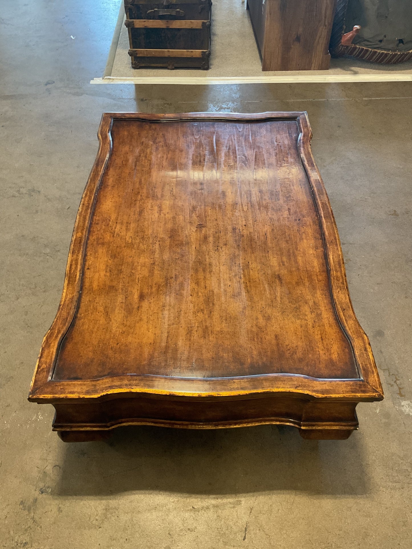 Big Space Coffee Table **WH**