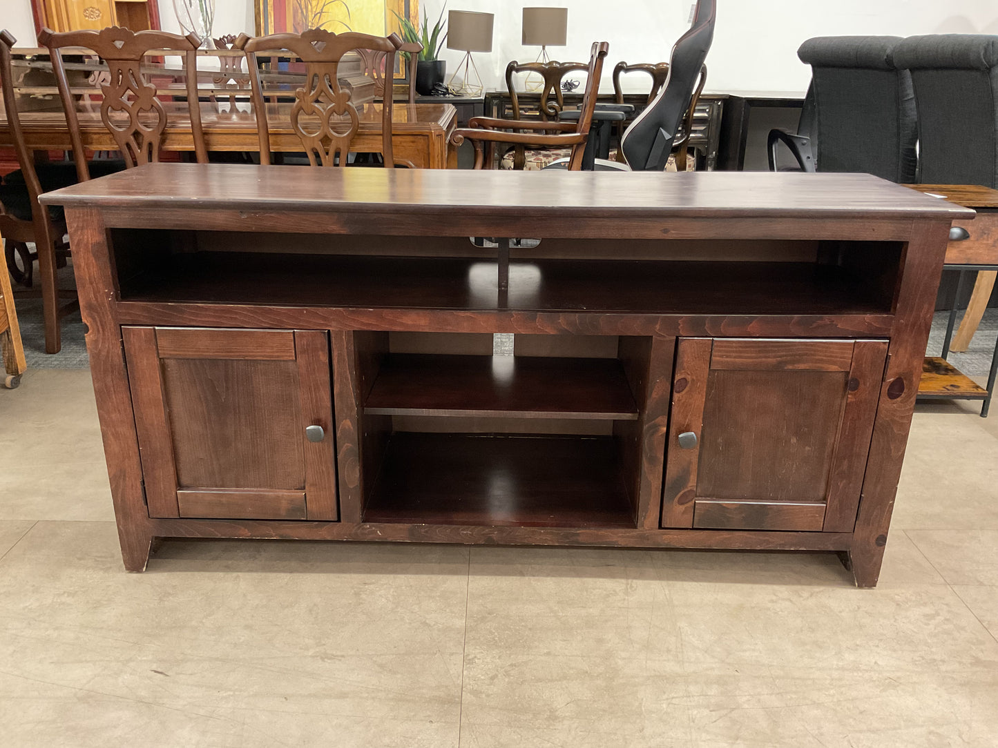 Moreno Entertainment Center
