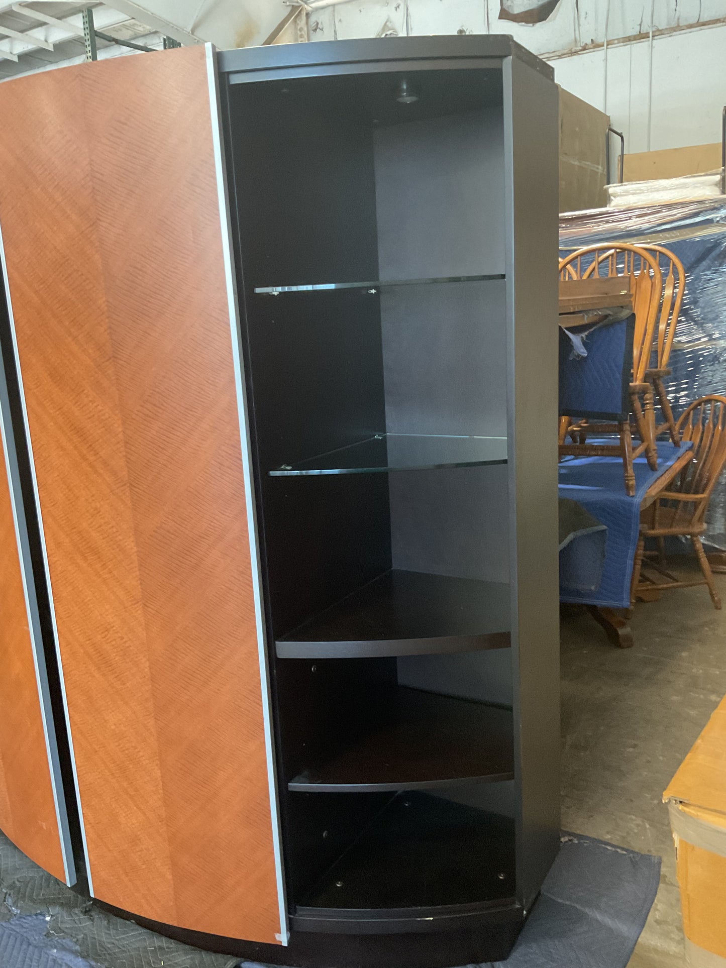Entertainment Center **WH**