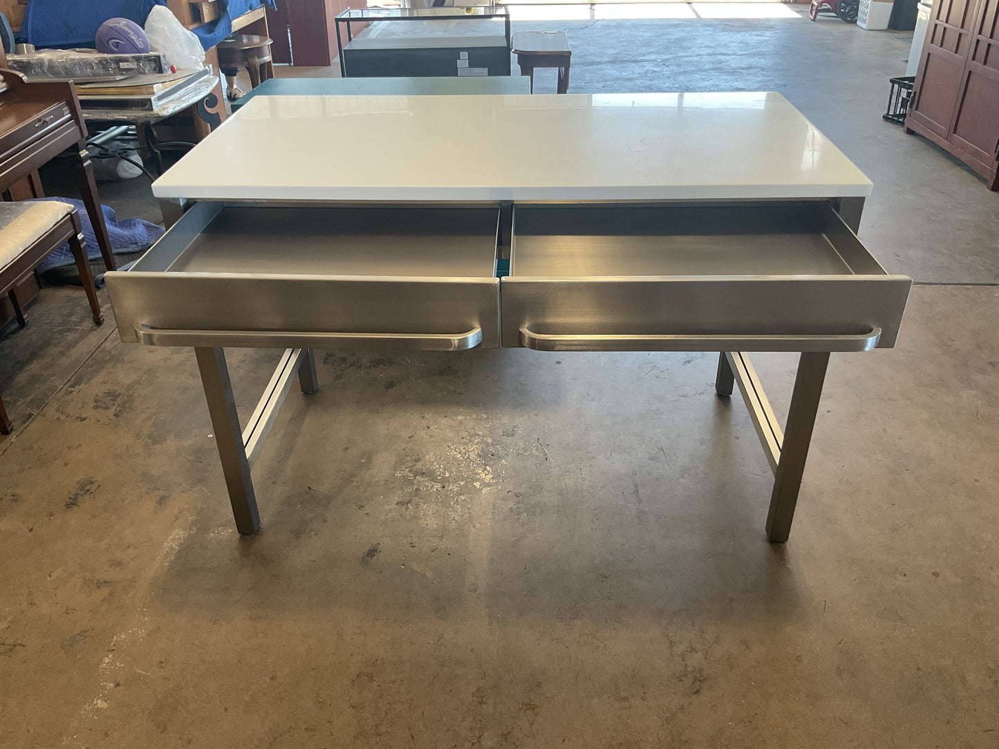 Kitchen Island **WH**