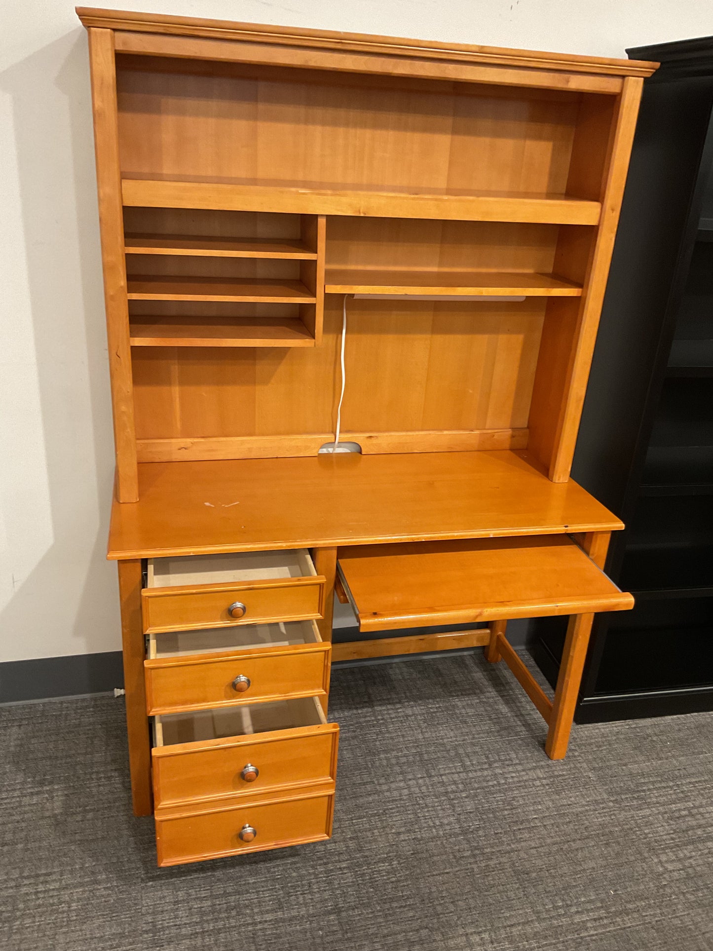 Maple Desk Hutch