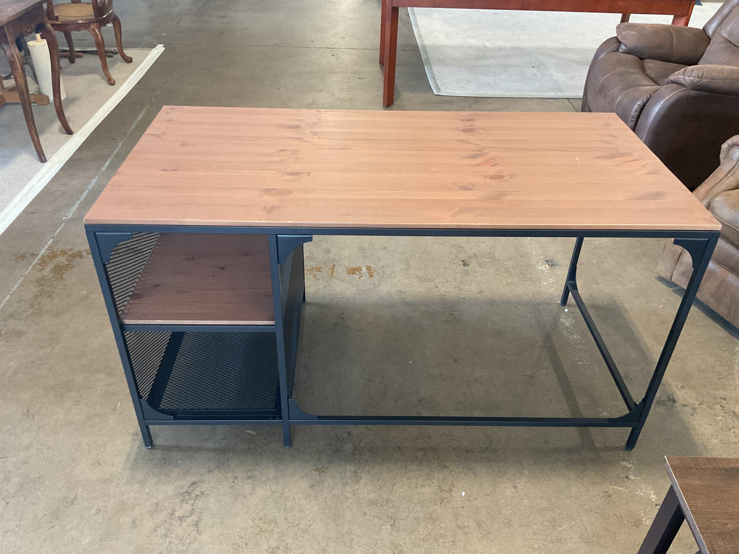 Cage Desk **WH**