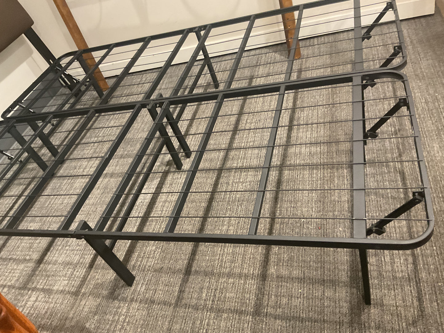 Full Size Platform Bed Frame (B033)