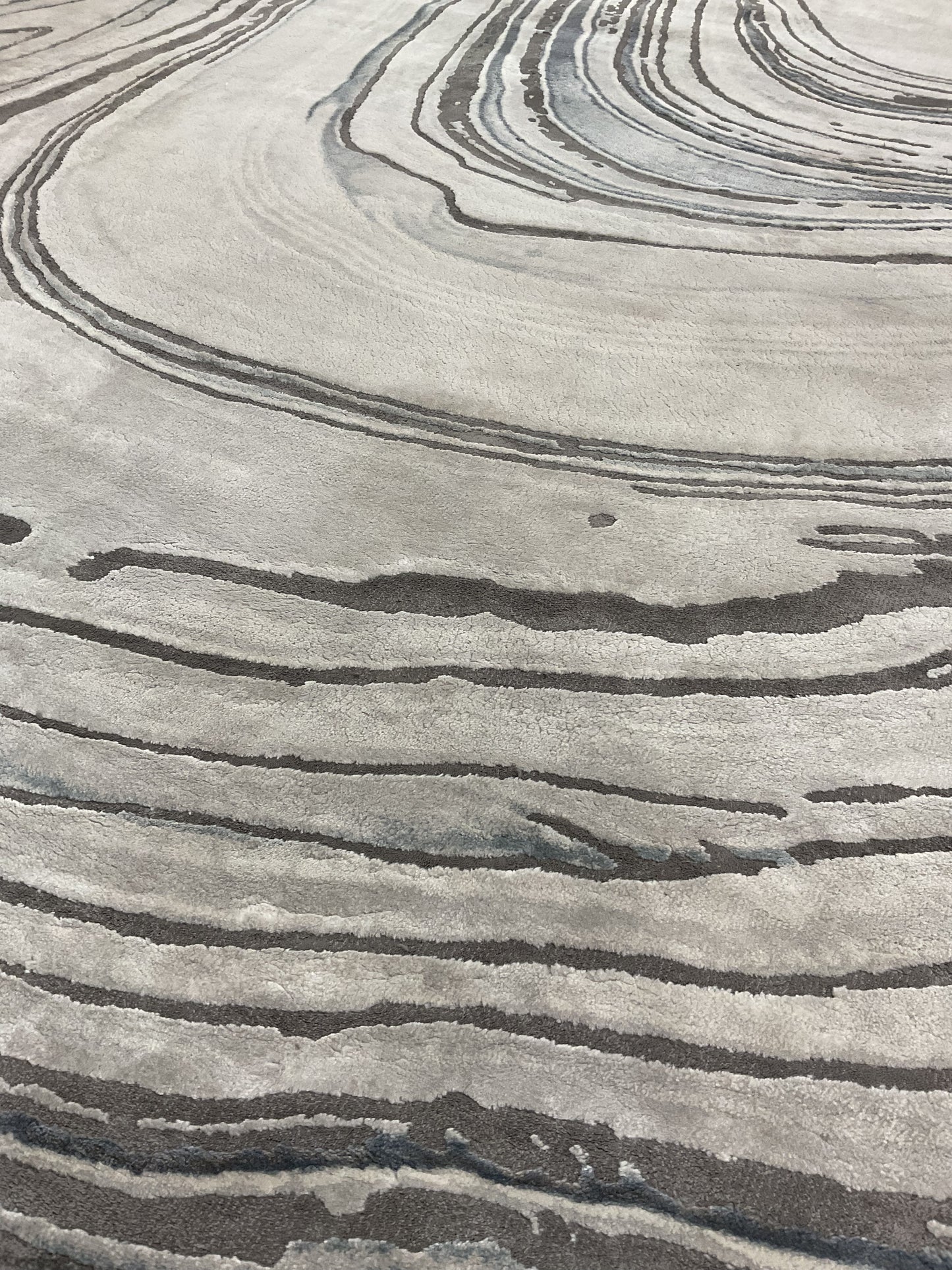 Smear Rug (R040)