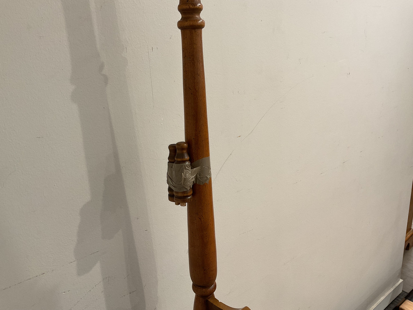 Post Up Twin Bed (B036)