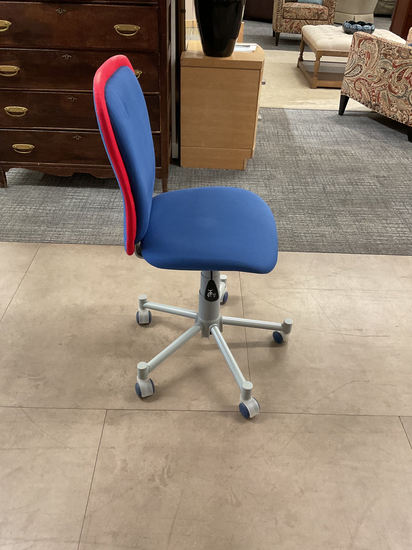 R&B Desk Chair (WH)