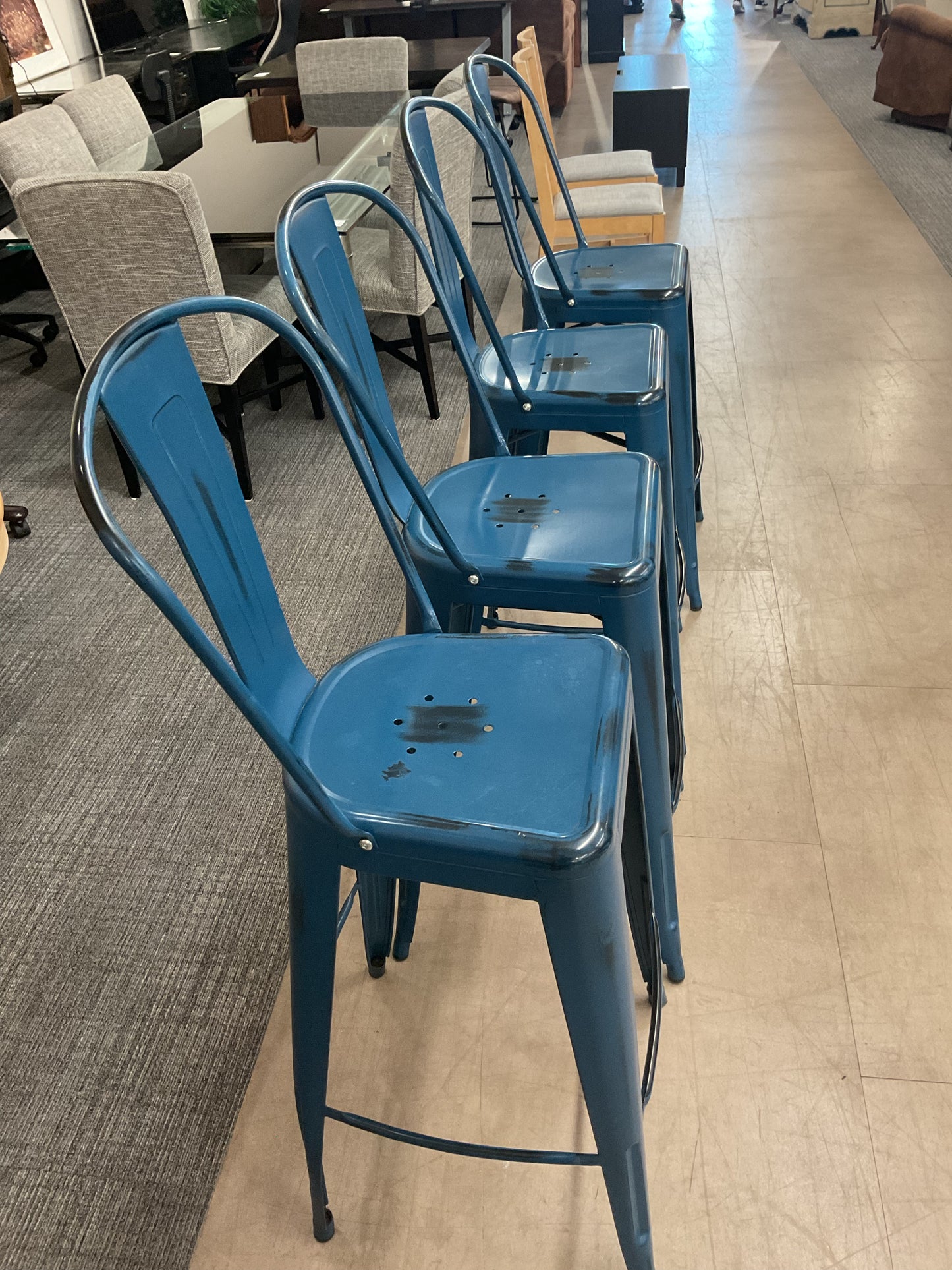 Wally’s Stool Set