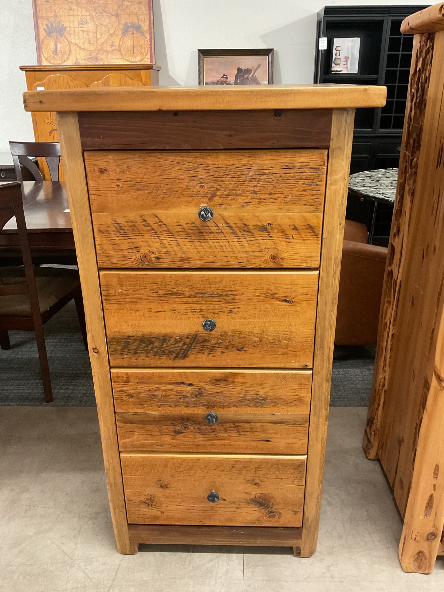 Oh That’s Solid Dresser