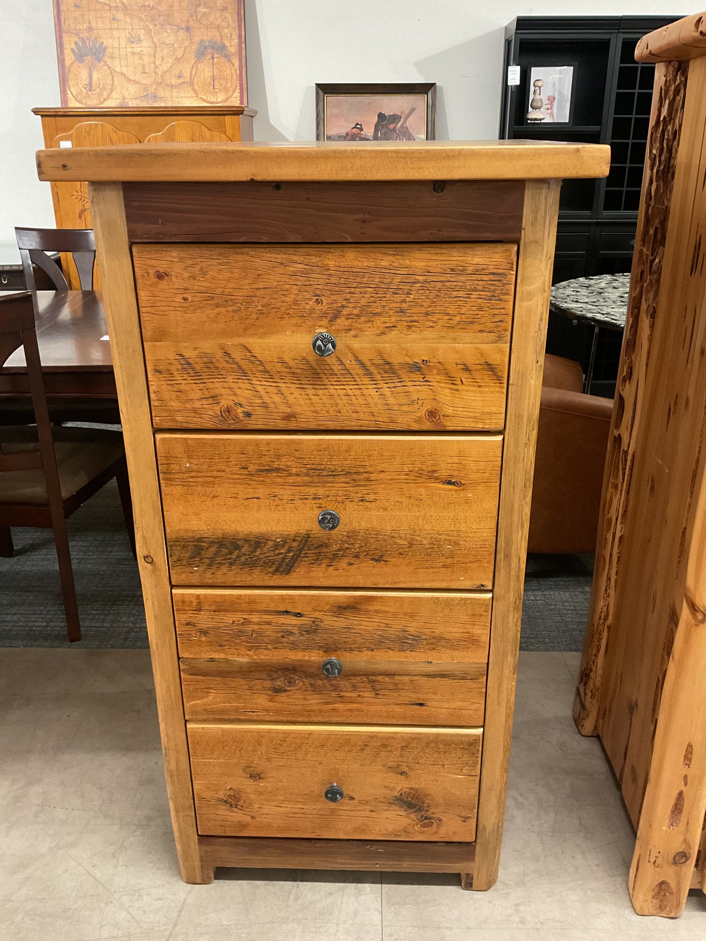 Oh That’s Solid Dresser
