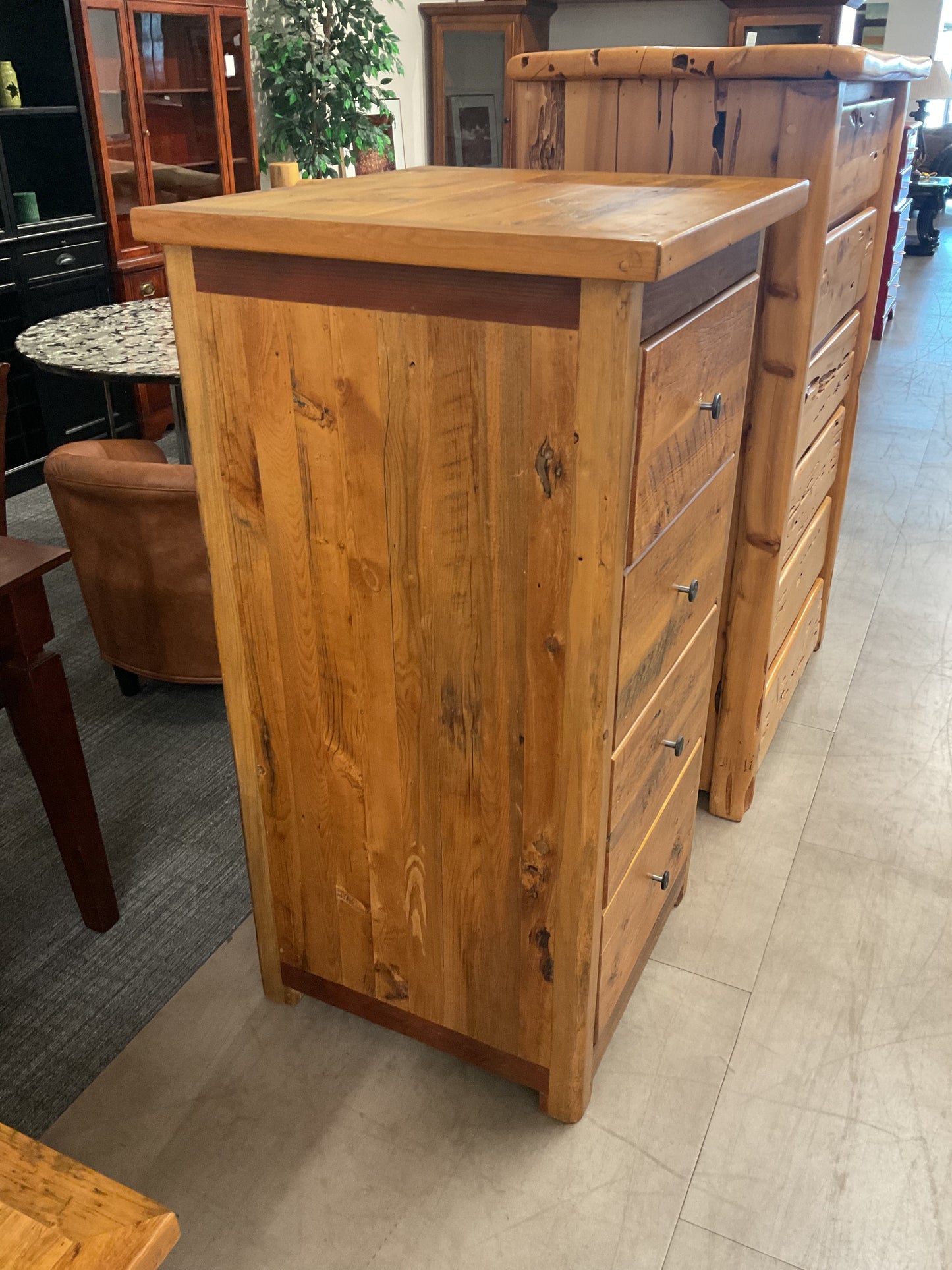 Oh That’s Solid Dresser