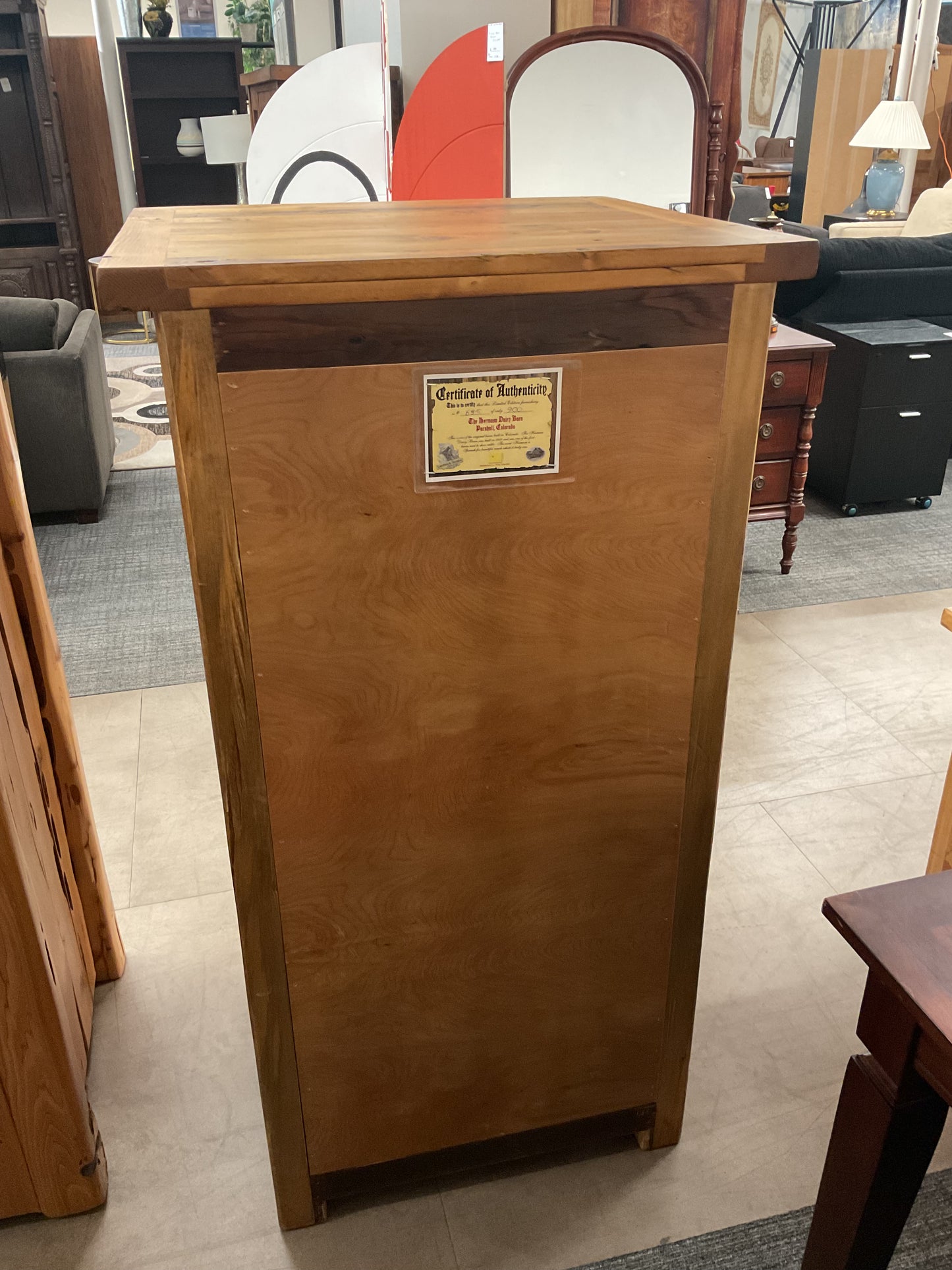 Oh That’s Solid Dresser