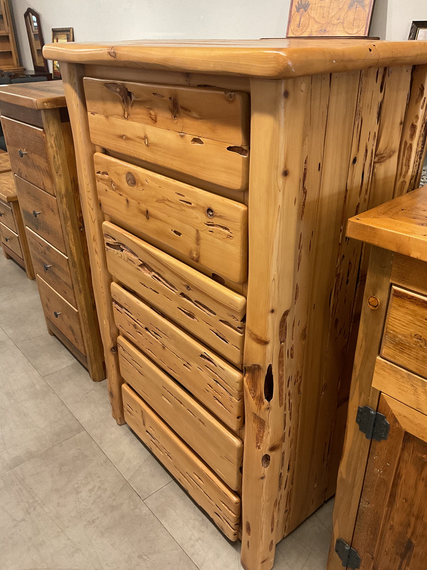 Holy Dresser