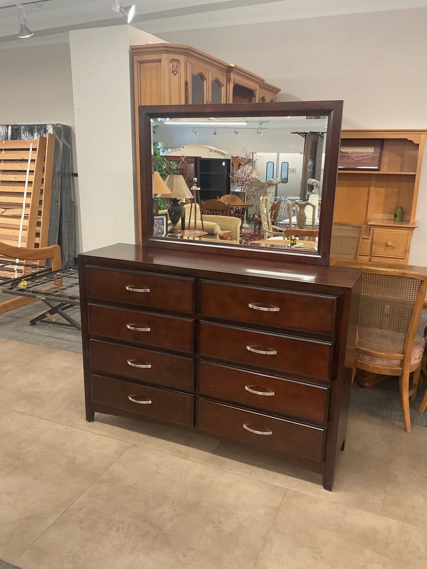 Lotta Drawers Dresser W/Mirror