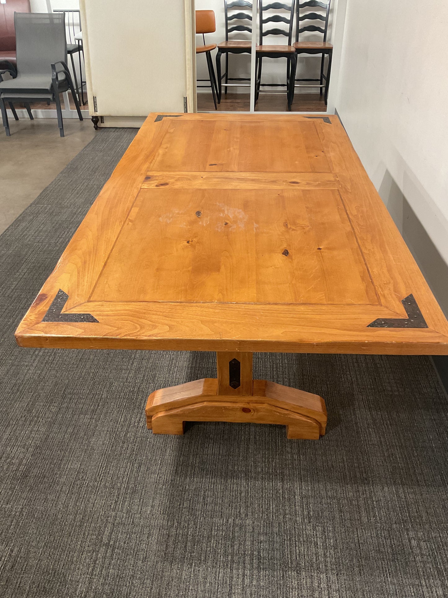 Woody Table