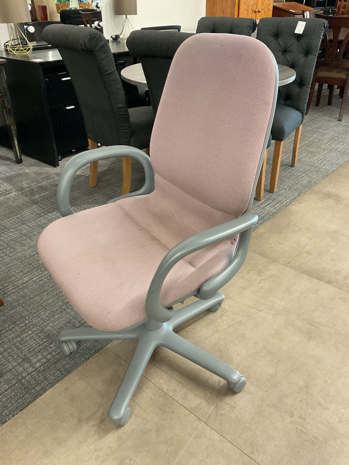 Sweet But Basic Office Chair