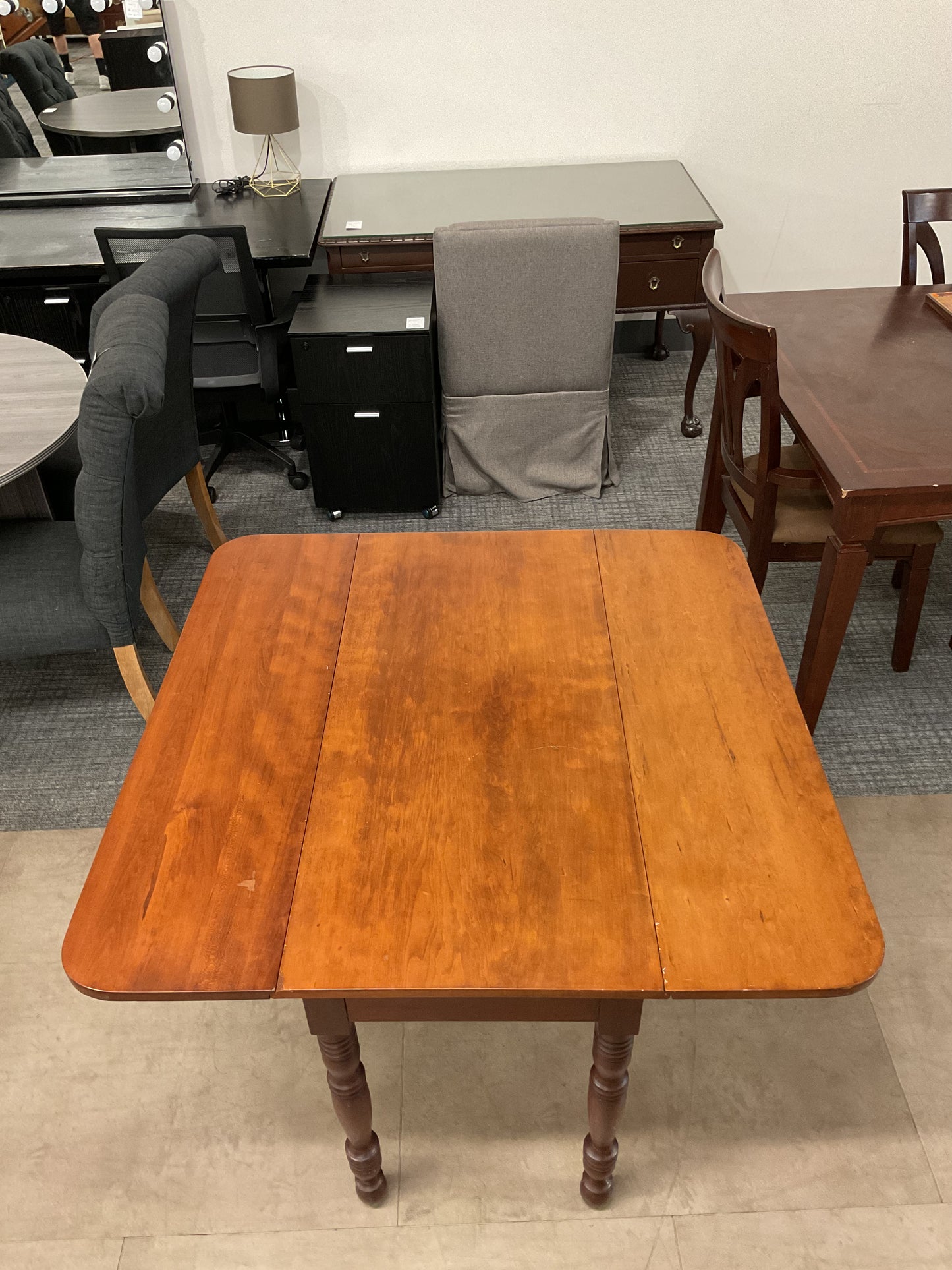 The Space Drop Top Table