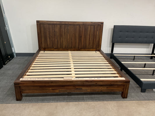 Solid Wood King Size Bed Frame (B043)