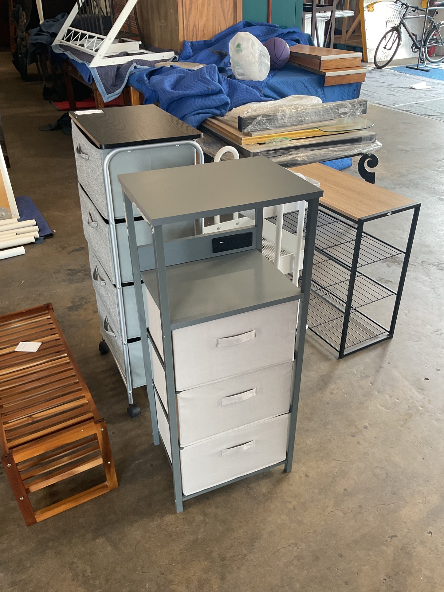 USB Storage Cubby **wh