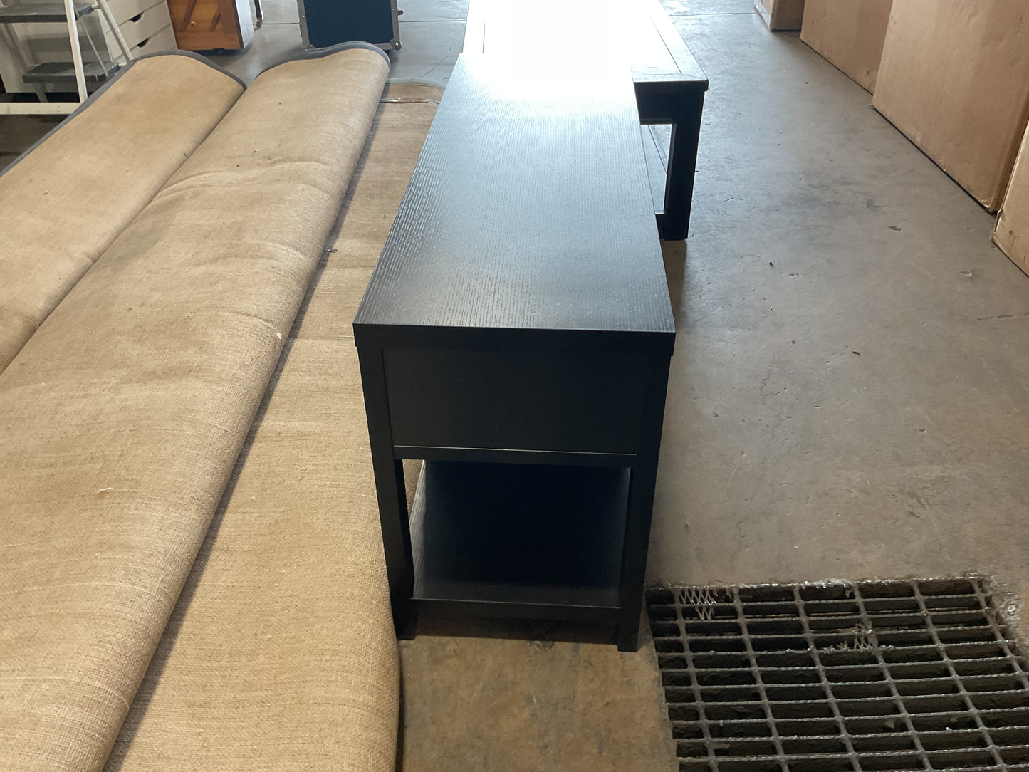 Funky TV Console **wh