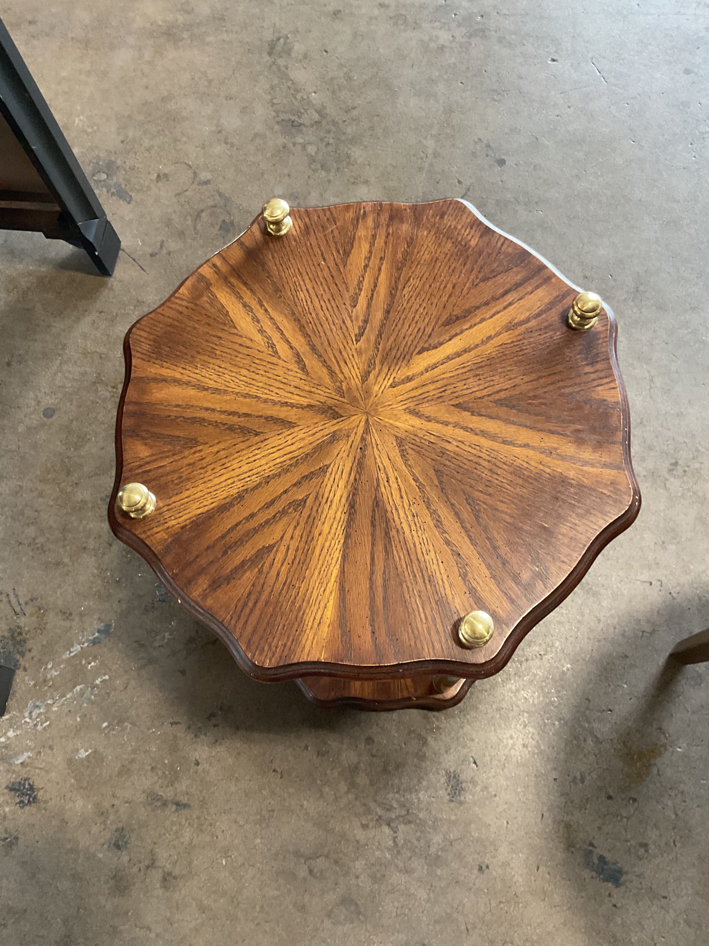Lil Vintage Table **wh