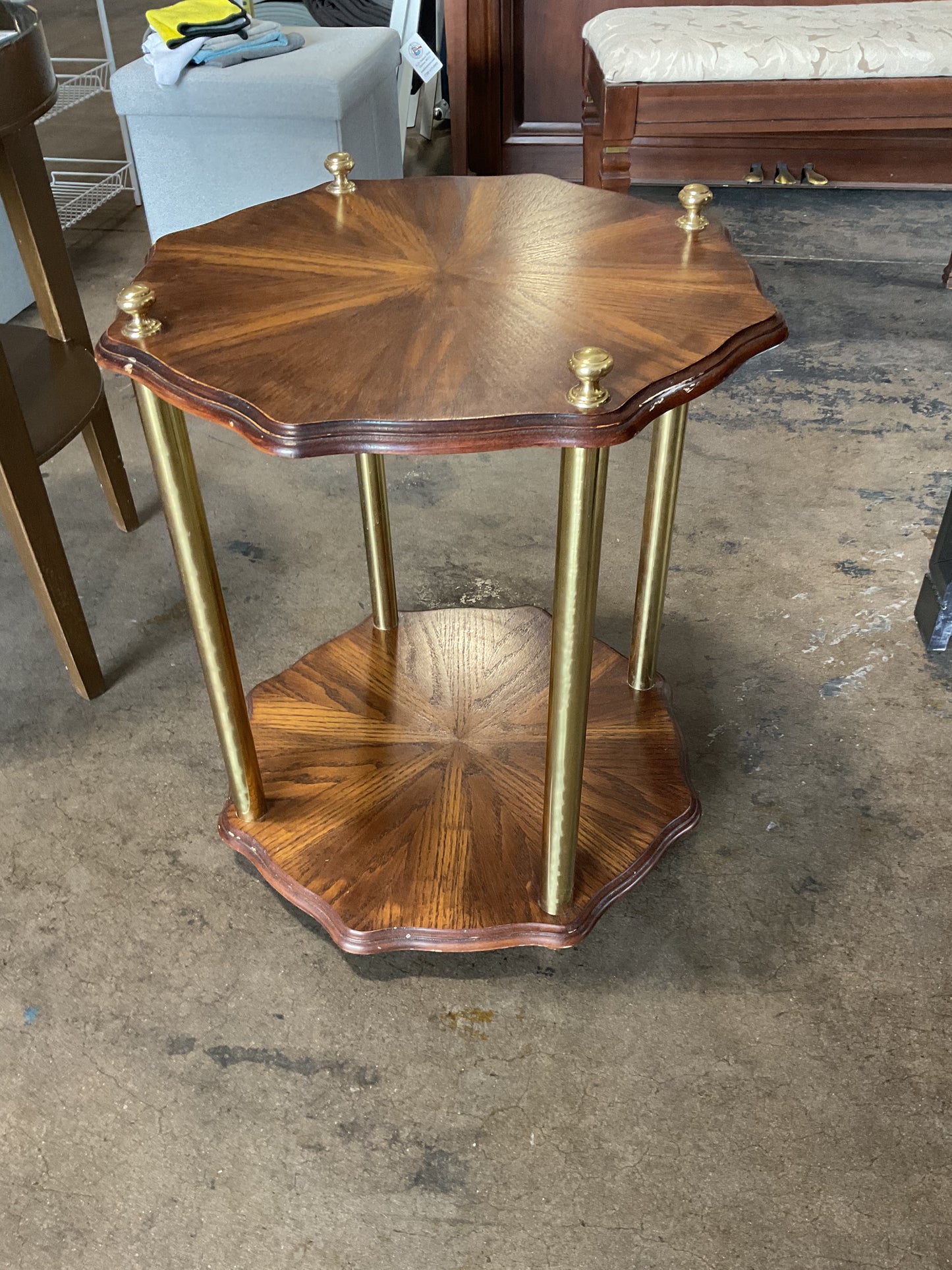Lil Vintage Table **wh