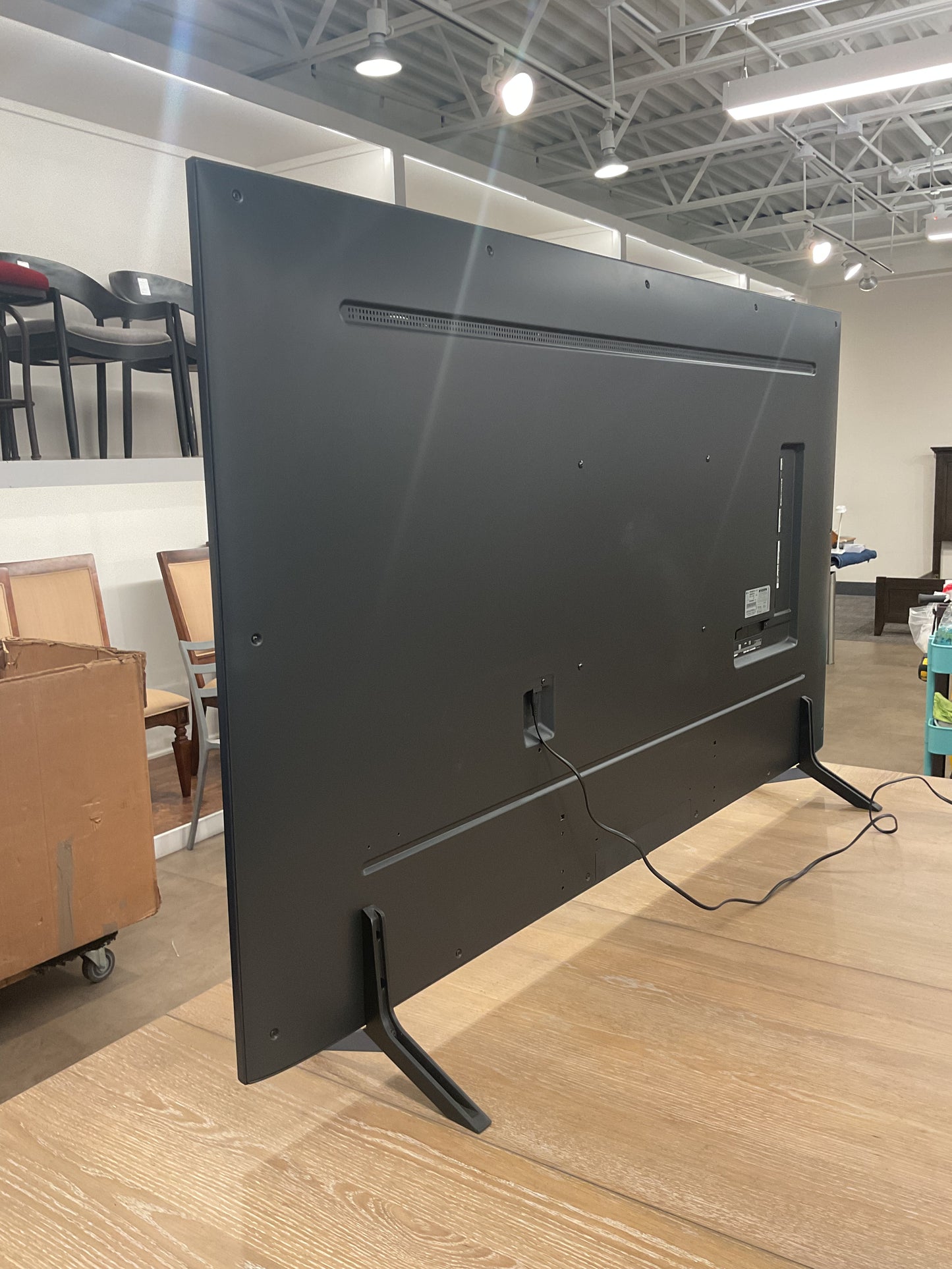 (75” LG) webOS AI TV