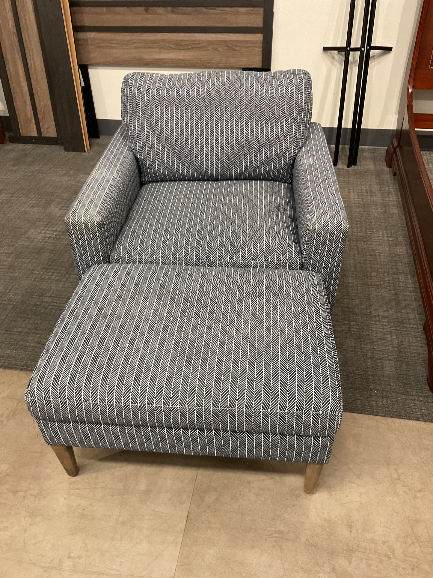 Easy on the Eyes chair