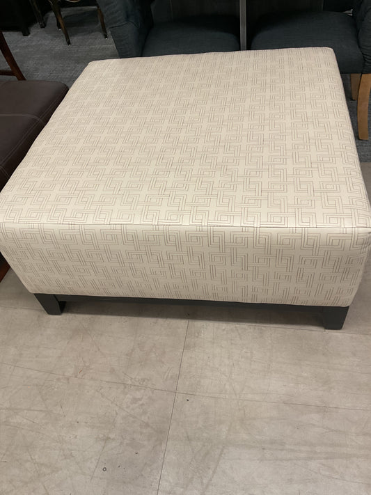 Tetris Ottoman