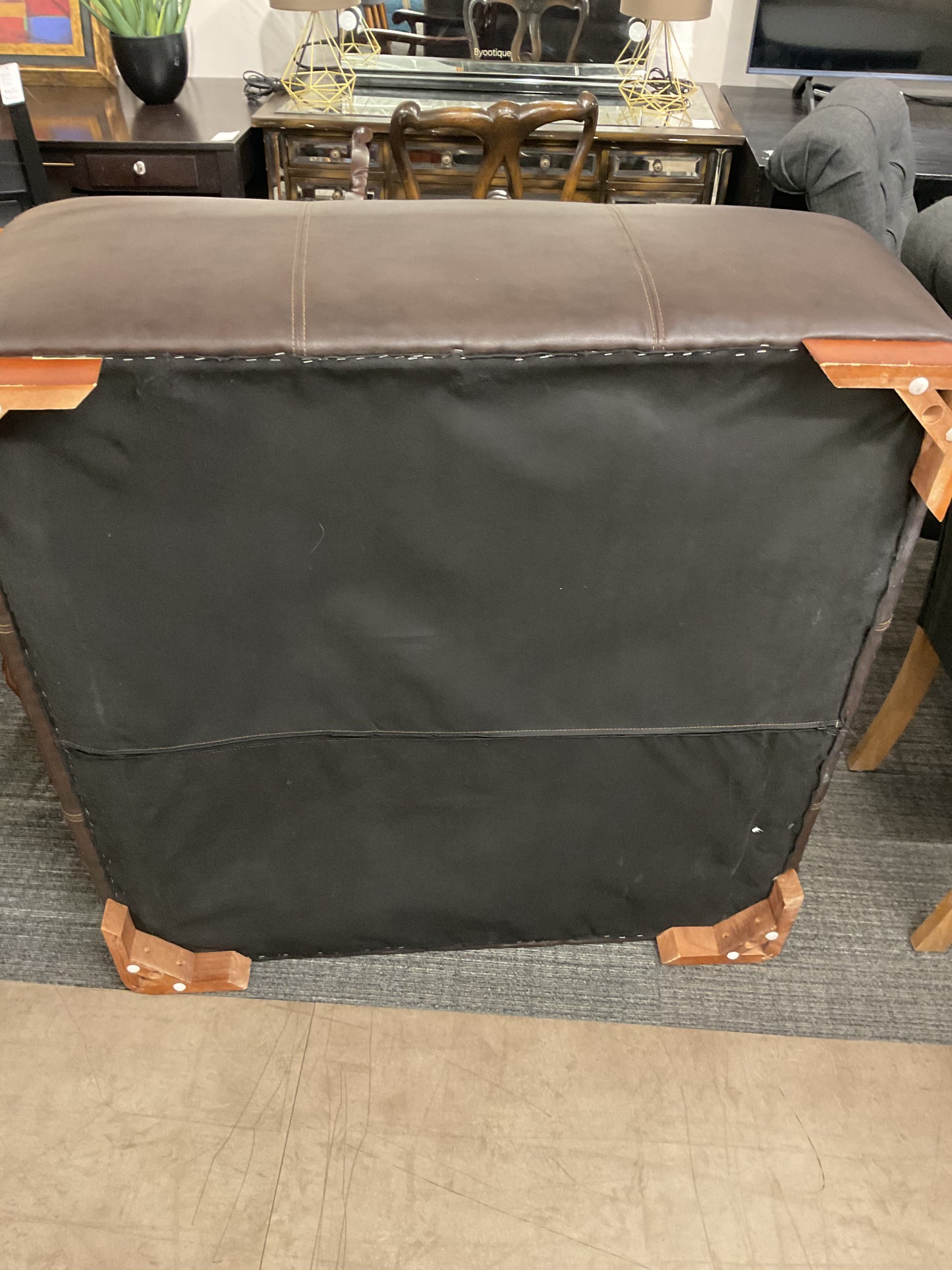Brownie Ottoman