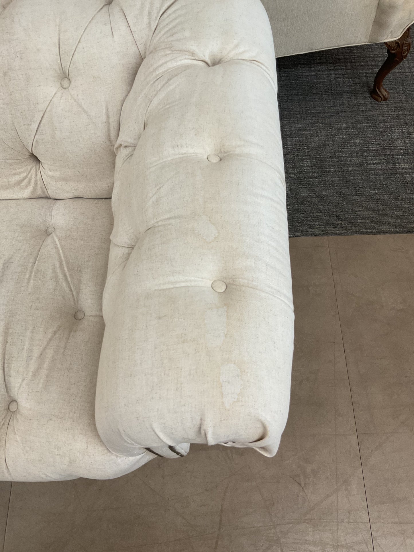 Rollo Sofa