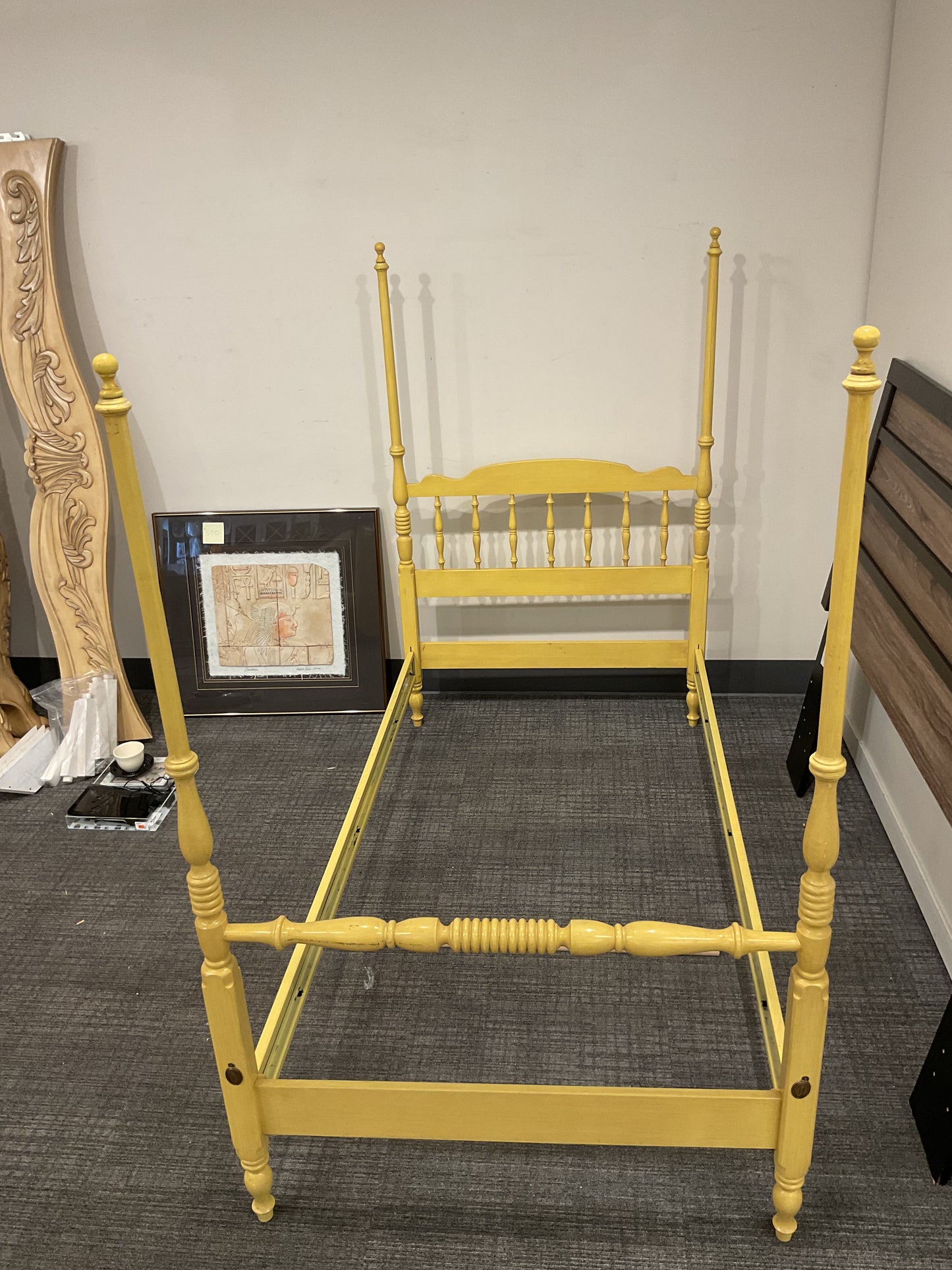 Banana Poster Twin Bed (B026)