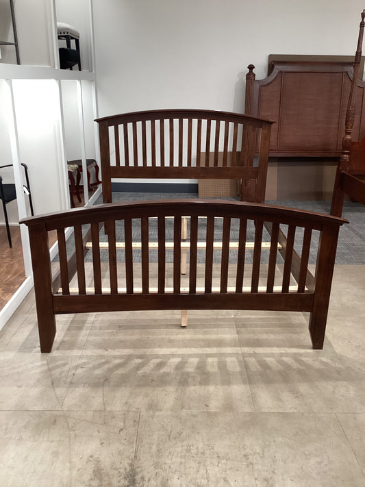 Arched Mission Style Queen Bedframe (A48)