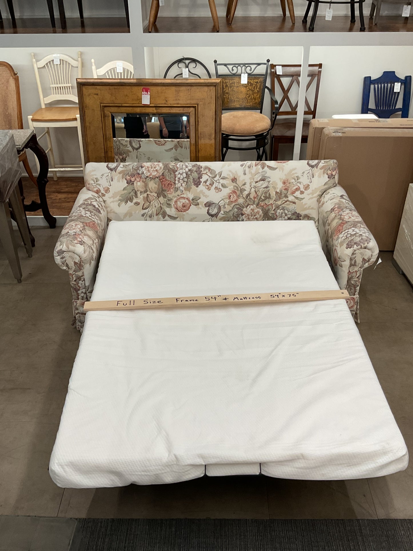 Garden Of Grapes Sleeper Sofa (WH)