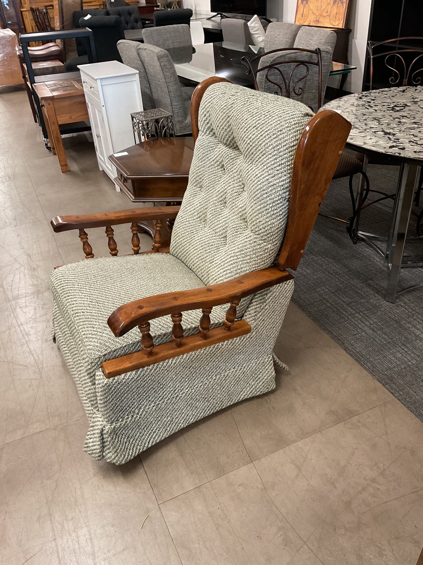 Pompo’s Rocker Recliner
