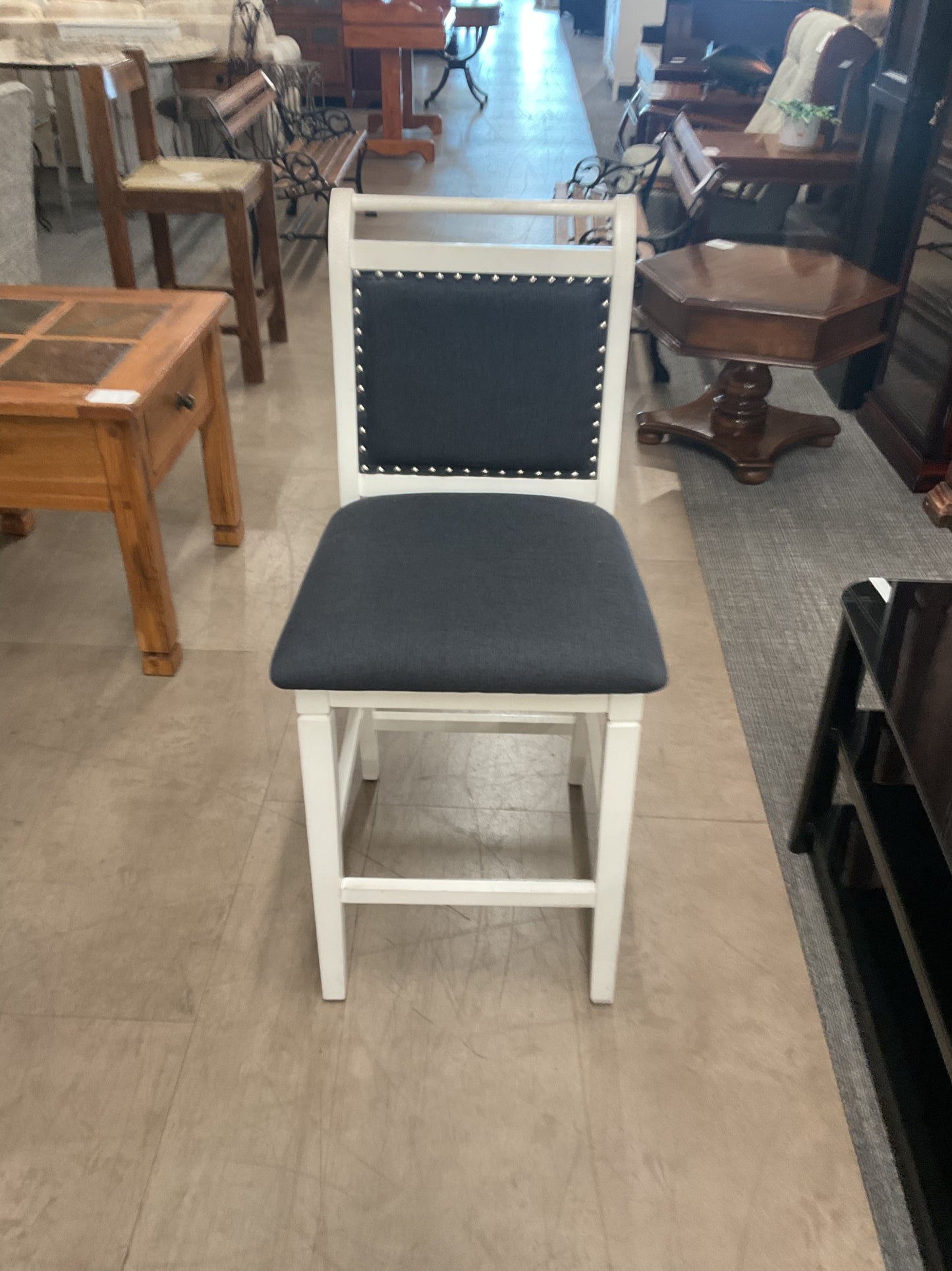 Dog Ears Dining Set