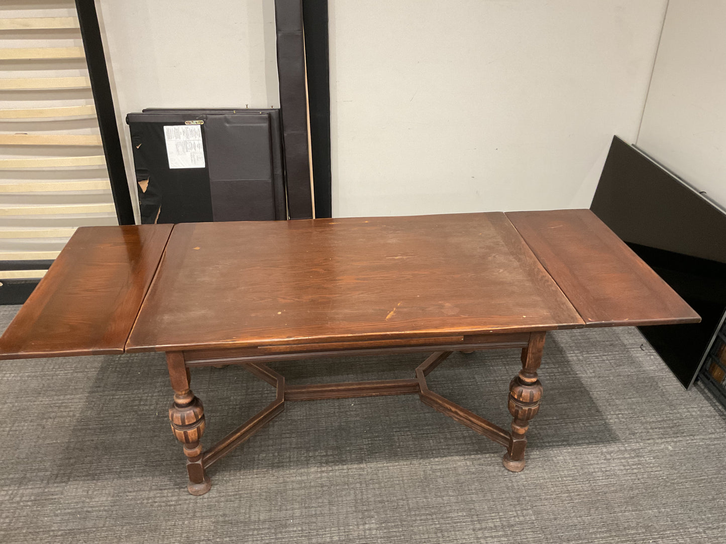 Victorian Draw Leaf Table