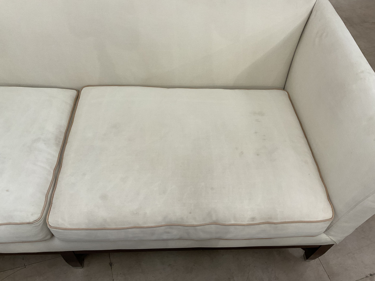 *WH*Essence Sofa