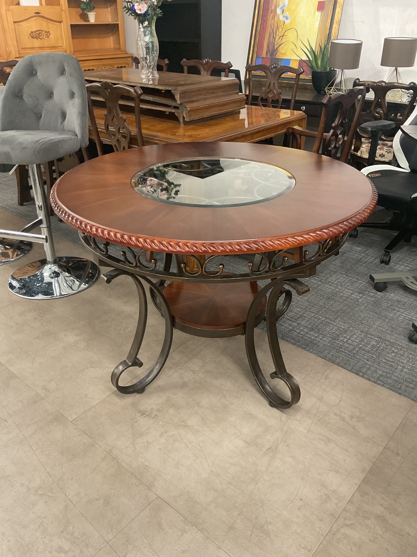 Cinnamon Twist Table