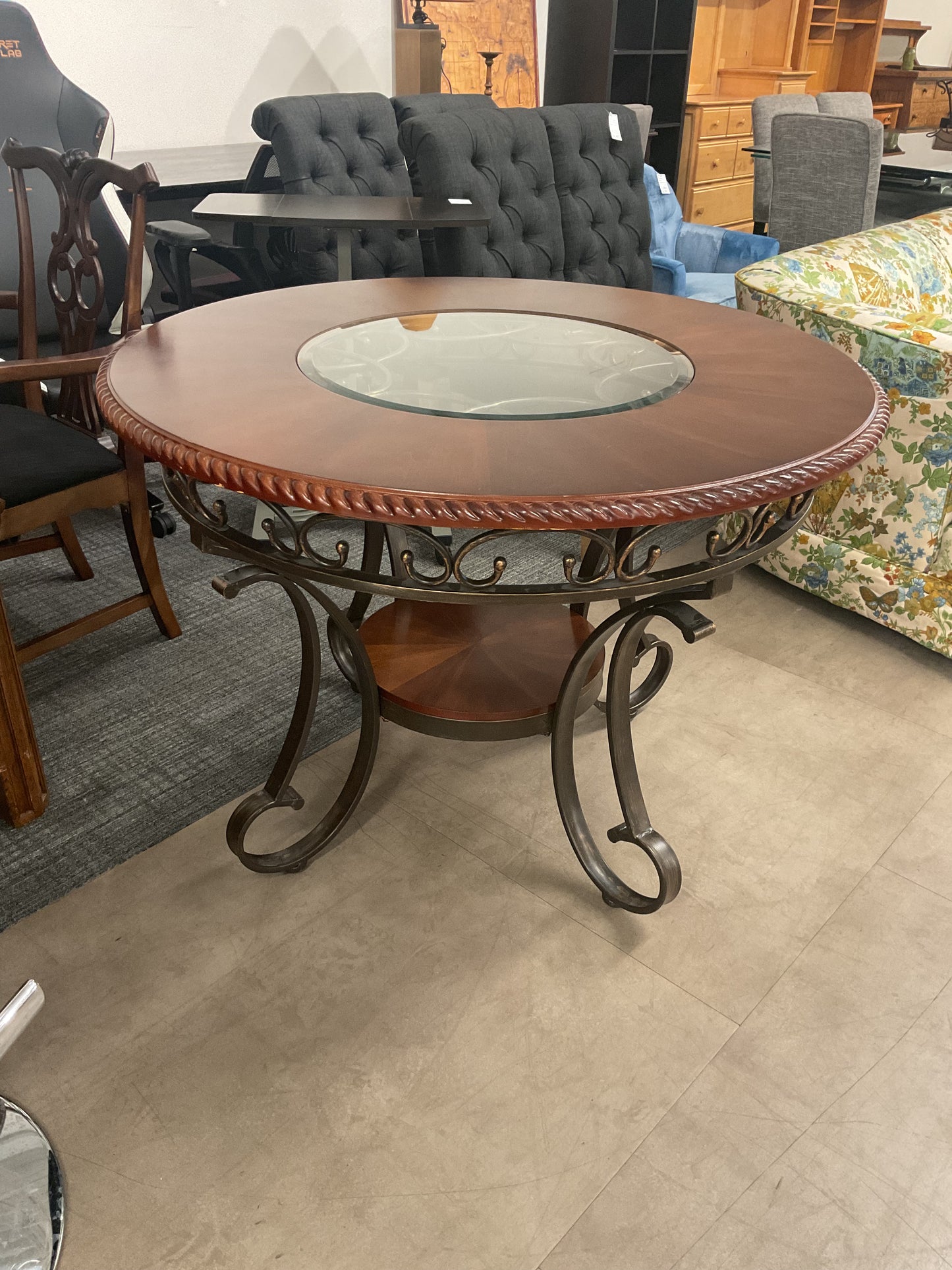 Cinnamon Twist Table