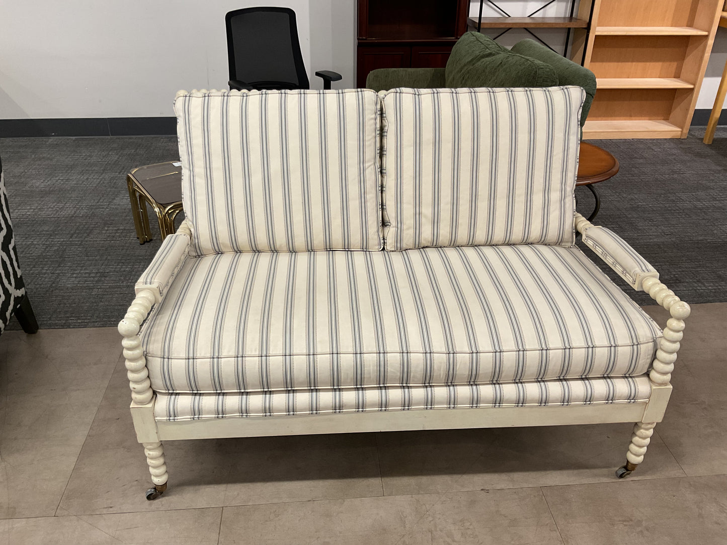 Pearl Sofa