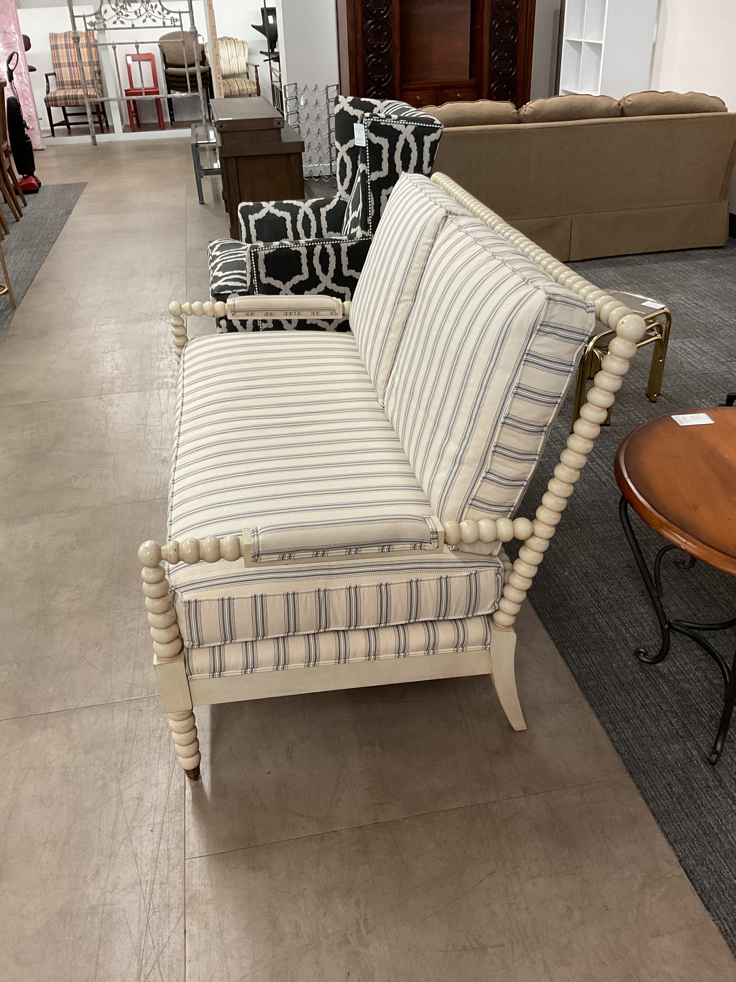 Pearl Sofa